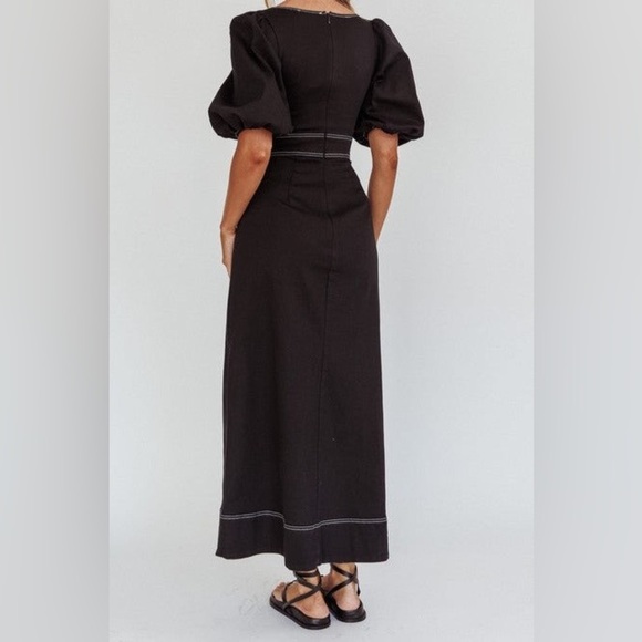 Viral Brand new never worn without tags and western denim style dress - Picture 2 of 5